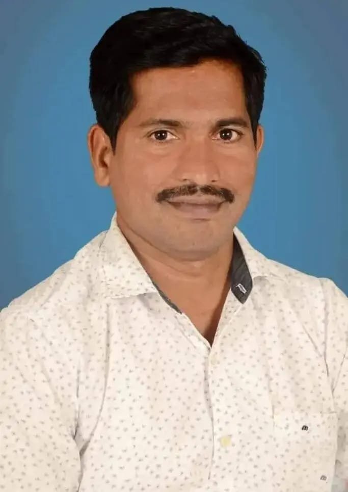 विधानसभा निवडणुकीनंतर पुन्हा एकदा शिवसेना उबाठा शिवसैनिकांमध्ये नवचैतन्य निर्माण करण्यासाठी गाववार दौरा