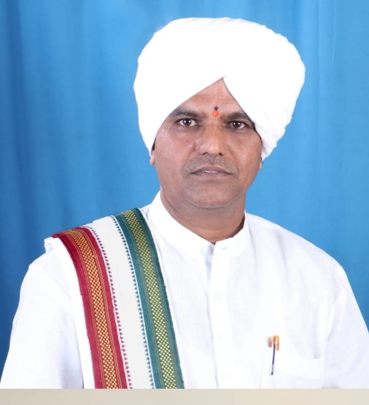 कीर्तनकारांची निंदा नालस्ती करणाऱ्या भजनी बुवा विनोद चव्हाण यांचा सिंधुदुर्ग जिल्हा वारकरी संप्रदायाने केला जाहीर निषेध