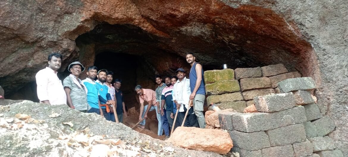 चाफेड दुर्गाचा महादरवाजा घेणार मोकळा श्वास !
