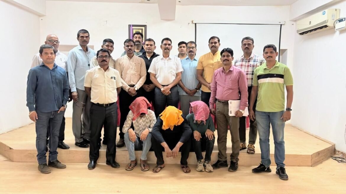 जयपूर,राजस्थान मध्ये गुन्हा करुन शिरोडा येथे लपलेल्या आरोपींना सिंधुदुर्ग स्थानिक गुन्हे अन्वेषण शाखेच्या पथकाने घेतले ताब्यात