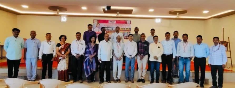 स्पर्धा परीक्षांना सामोरे जाताना आवड,प्रयत्न आणि योग्य मार्गदर्शन महत्त्वाचे – तुकाराम जाधव