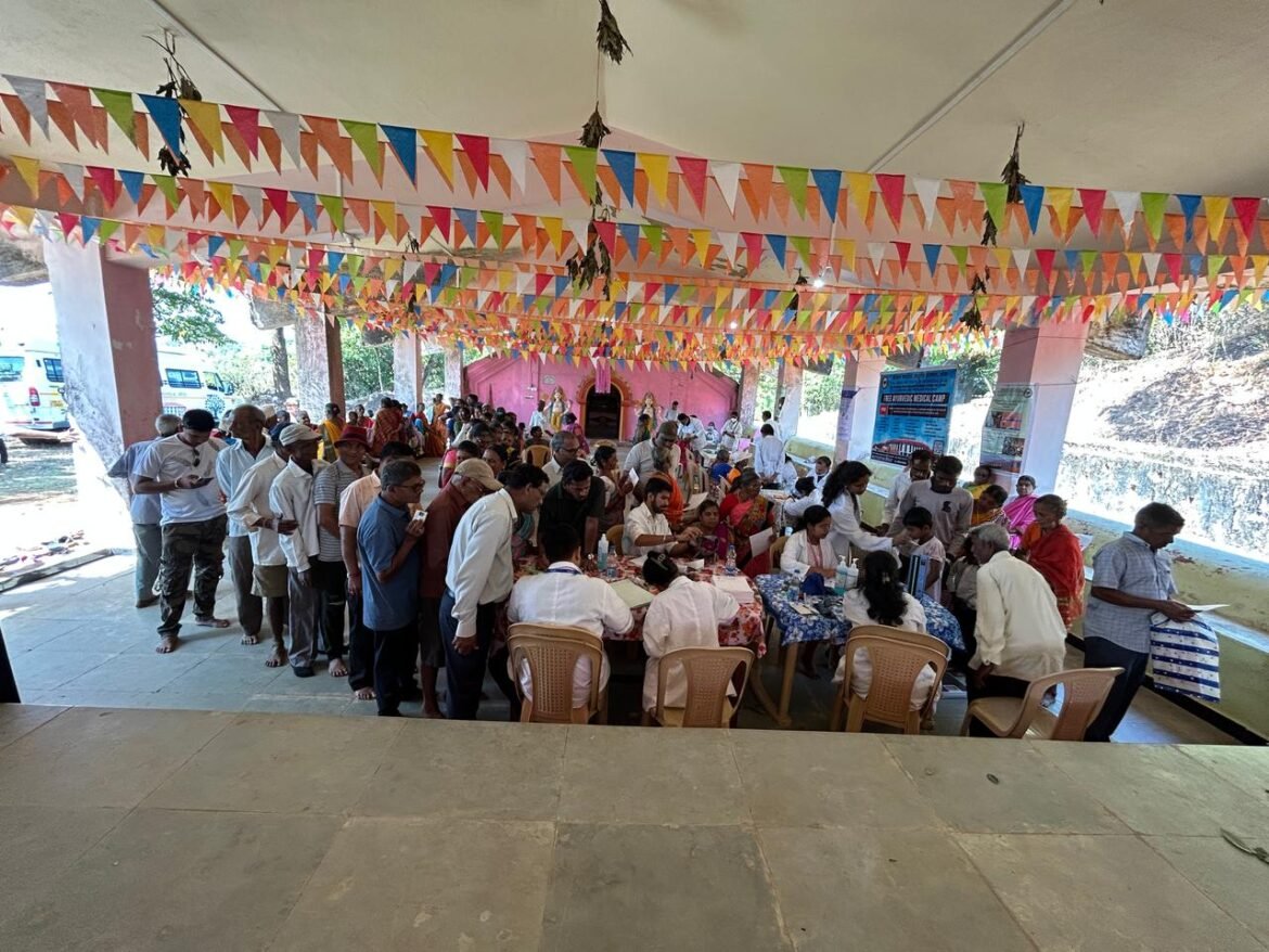 तेरवण येथील आरोग्य शिबीराचा २१९ रुग्णांनी घेतला लाभ