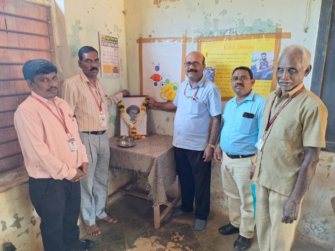 विद्यामंदिर माध्यमिक प्रशाला कणकवली येथे आद्यपत्रकार बाळशास्त्री जांभेकर जयंती साजरी