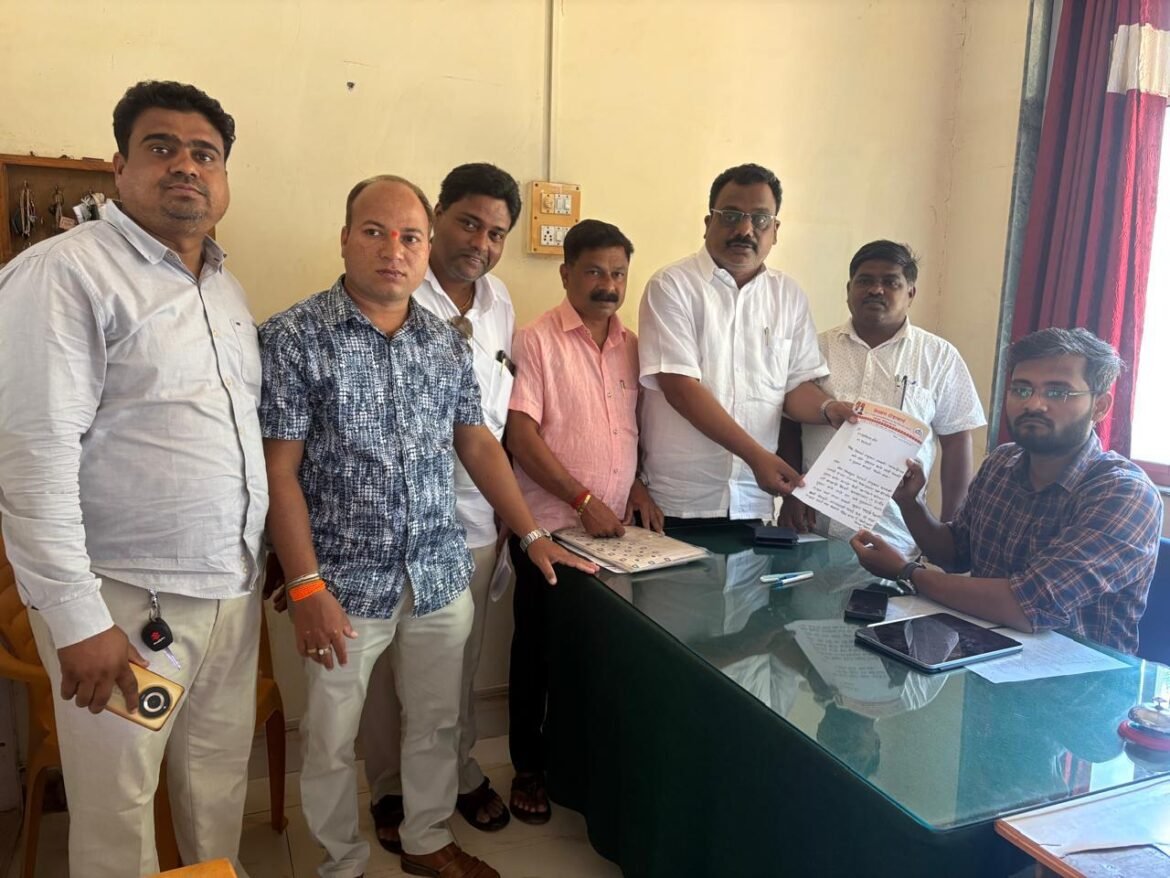 दोडामार्ग तालुक्यातील शेतकऱ्यांचे नुकसान भरपाईचे पंचनामे विशेष बाब म्हणून करावेत