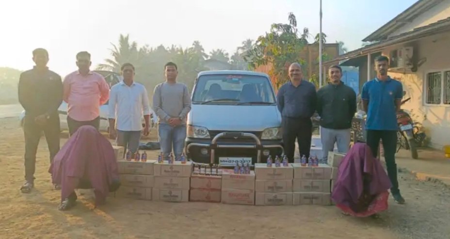 तेरेखोल नदी पुलावर गोवा बनावटी दारू पकडली.; राज्य उत्पादन शुल्क विभागाची कारवाई