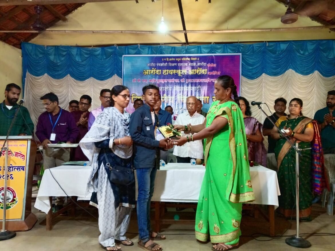 विद्यामंदिर हायस्कूलचा मोहित सुतार जिल्हास्तरीय चित्रकला स्पर्धेमध्ये प्रथम . .