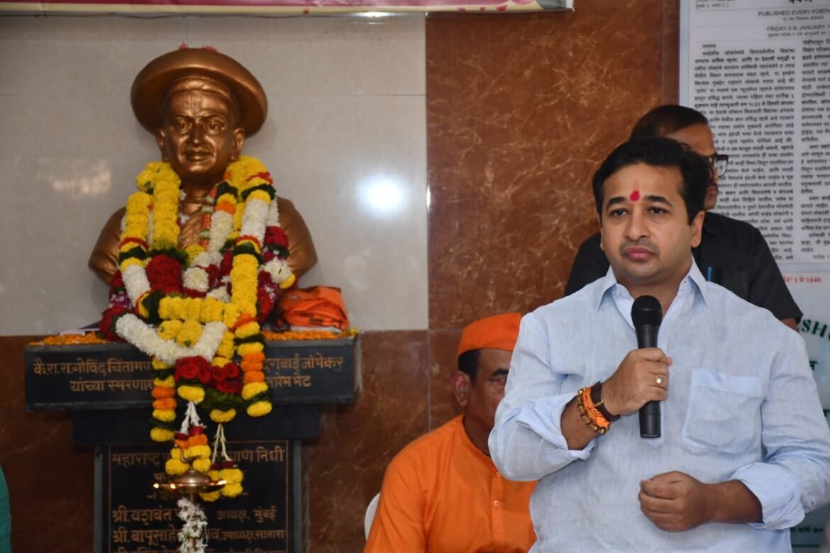 आद्य पत्रकार बाळशास्त्री जांभेकर यांच्या मार्गावर पत्रकारांनी चालावे – नितेश राणे