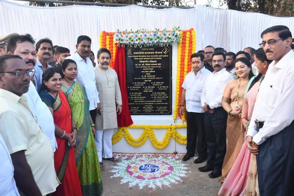 चपट्या पायगुणामुळेच चिपी विमानतळावरील विमानेही बंदच – पालकमंत्री नितेश राणे