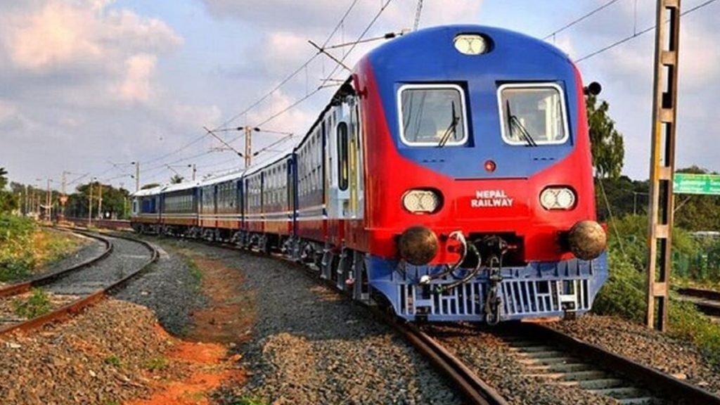 वेटिंग तिकीटावर प्रवास केल्यास दंड..!ट्रेन तिकीट बुकिंगचे नवे नियम लागू..