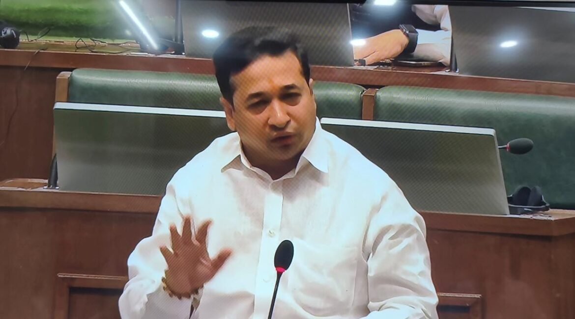 पारंपरिक मच्छिमार आमचे प्राधान्य,त्यांचेवर अन्याय होऊ देणार नाही