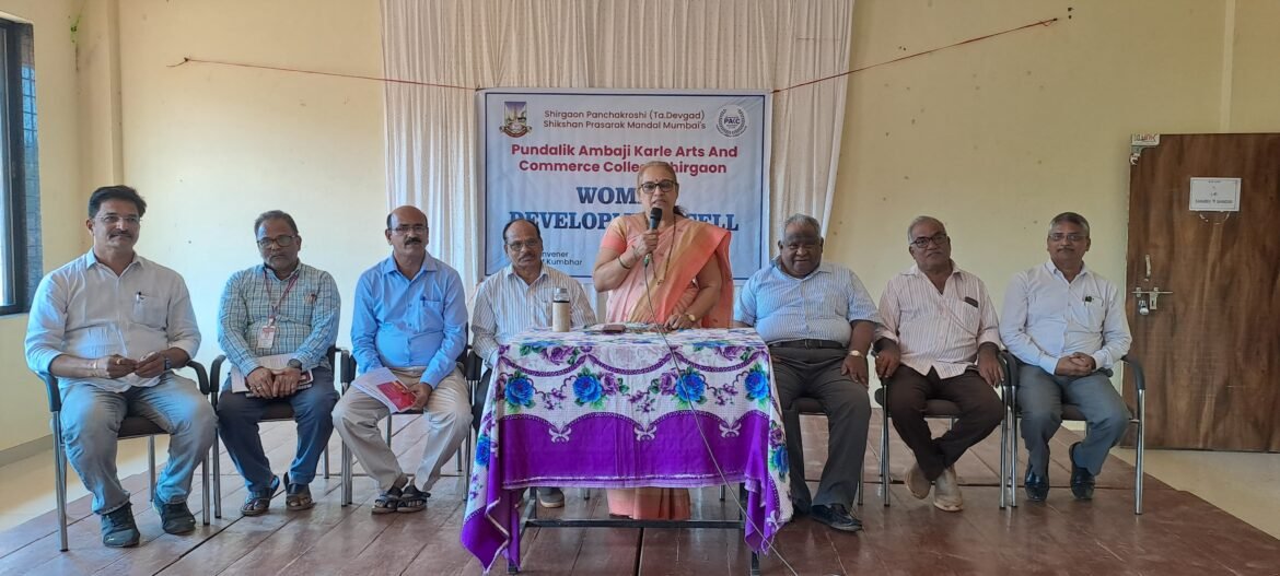 *आर्थिक सक्षमतेमुळेच महिलांमध्ये निर्णय क्षमता येईल – शिरगांव येथ महिला दिनात सुखदा जांबळे यांचे मार्गदर्शन*