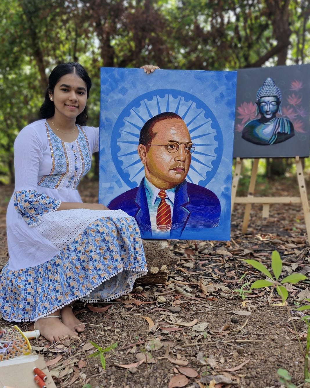 *युवा चित्रकर्ती कुमारी श्रेया समीर चांदरकर हिने रंगीत धाग्यांपासून विणली भारतरत्न डॉ. बाबासाहेब आंबेडकर यांची प्रतिमा..*