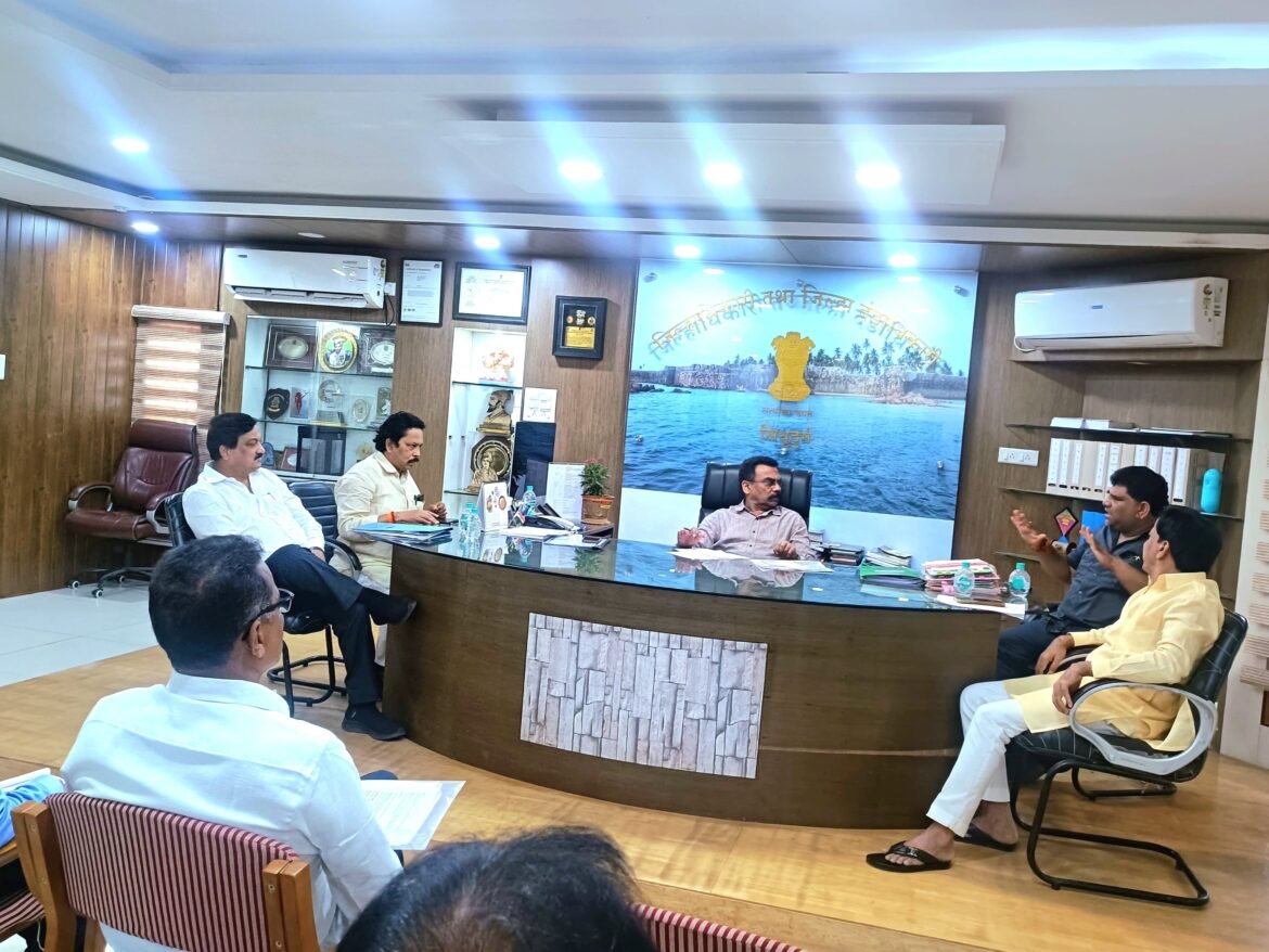 कासार्डेतील अवैध सिलिका उत्खननाची चौकशी करण्याचे जिल्हाधिकाऱ्यांचे शिवसेना शिष्टमंडळाला आश्वासन