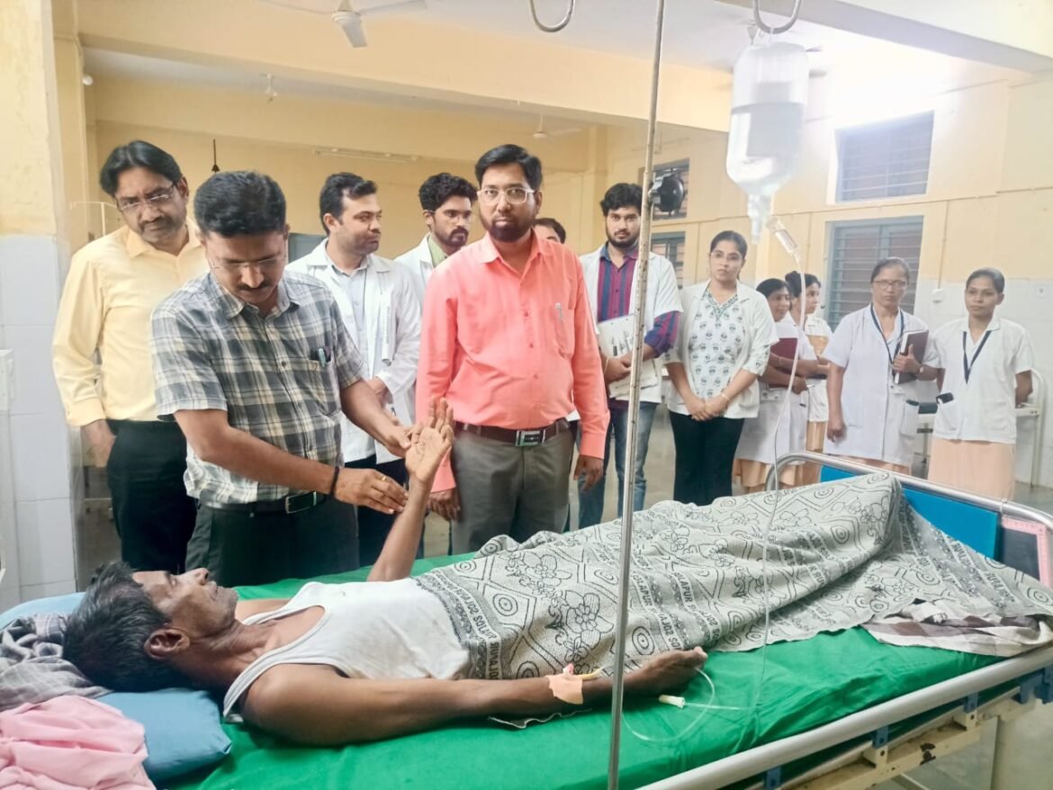 _पालकमंत्री नितेश राणे यांच्या निर्देशानुसार क्षेत्रीय कार्यालयाला भेट