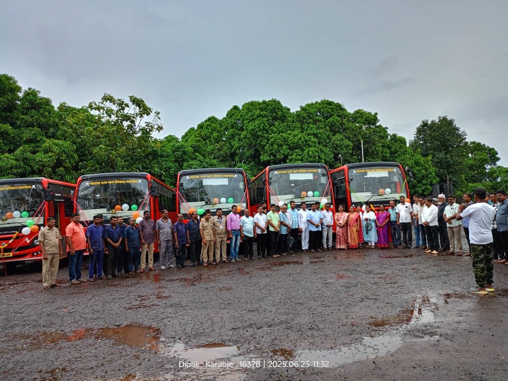 मंत्री नितेश राणे यांच्या प्रयत्नातून विजयदुर्ग आगरकरिता BS 6 प्रकारातील नवीन पाच एसटी बस गाड्या प्राप्त