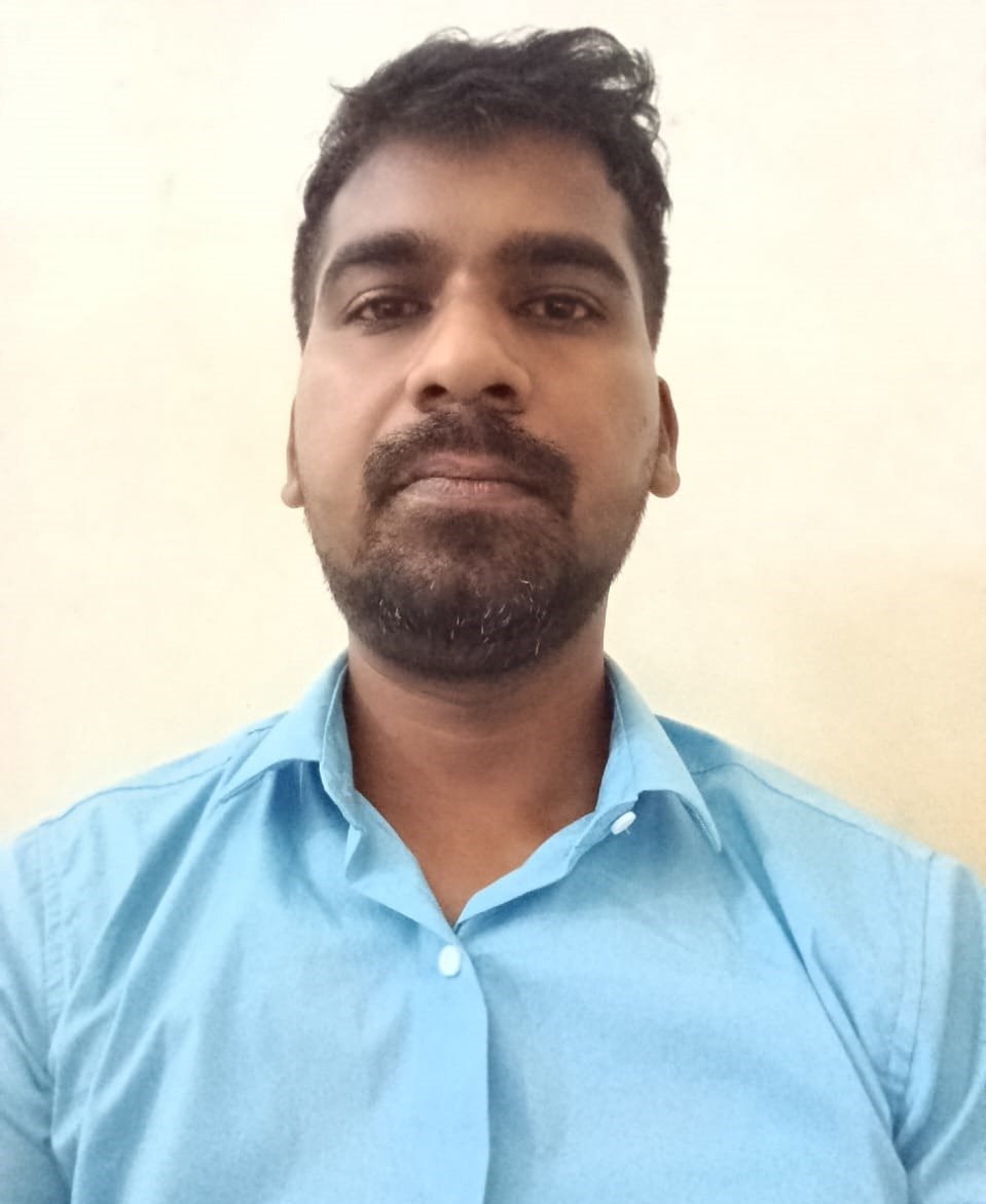 *होडावडेचा सुपुत्र बनला कोकण रेल्वेचा असिस्टंट लोको पायलट*