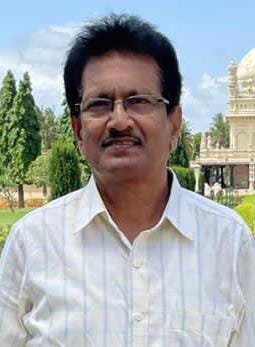 *छत्रपती शिवाजी महाराजांचा असा वारंवार अपमान औरंग्याचीच अवलादच करू शकते!- इर्शाद शेख*