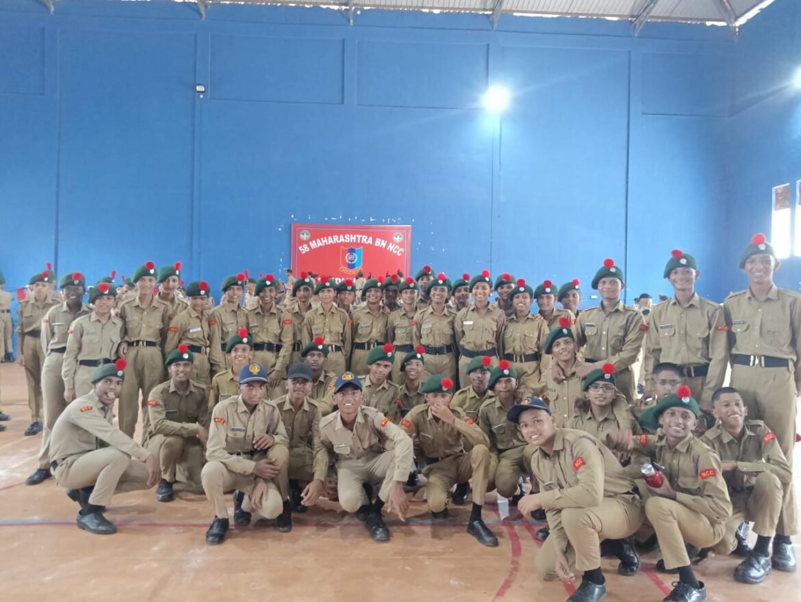 विद्यामंदिर माध्यमिक प्रशालेच्या एन सी सी विभागाचा दहा दिवसाचा कॅम्प यशस्वी संपन्न