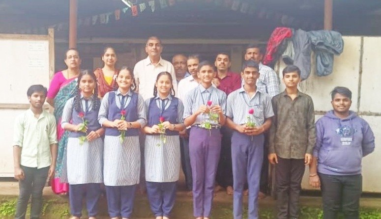शिष्यवृत्तीमध्ये उभादांडा न्यू इंग्लिश स्कूलचे यश