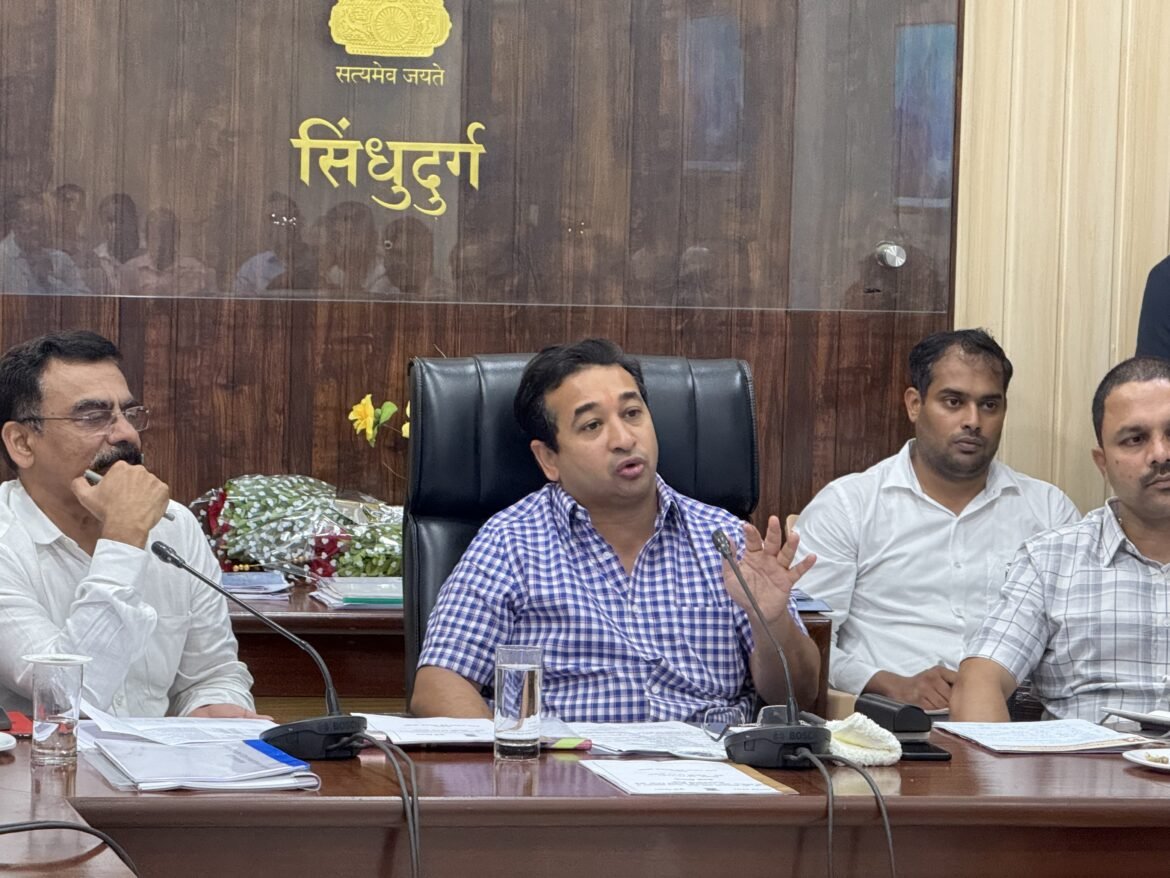 *बी एस एन एल टॉवर आहे मात्र नेटवर्क नाही असे नकोय! कारभार सुधारा व मोबाईल रेंज द्या : मंत्री नितेश राणे*
