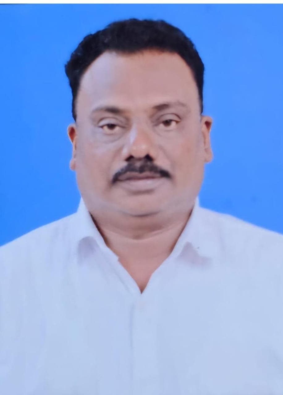 दिपकभाई केसरकर यांच्या वाढदिवसानिमित्त दोडामार्ग येथे गुणवंत विद्यार्थ्यांचा गुणगौरव सोहळा