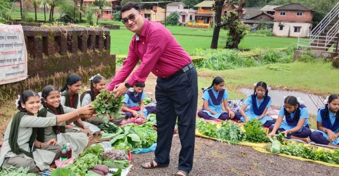 *साळशी प्रशालेत “रानभाजी- प्रदर्शन व विक्री ” महोत्सव -उत्साहात*