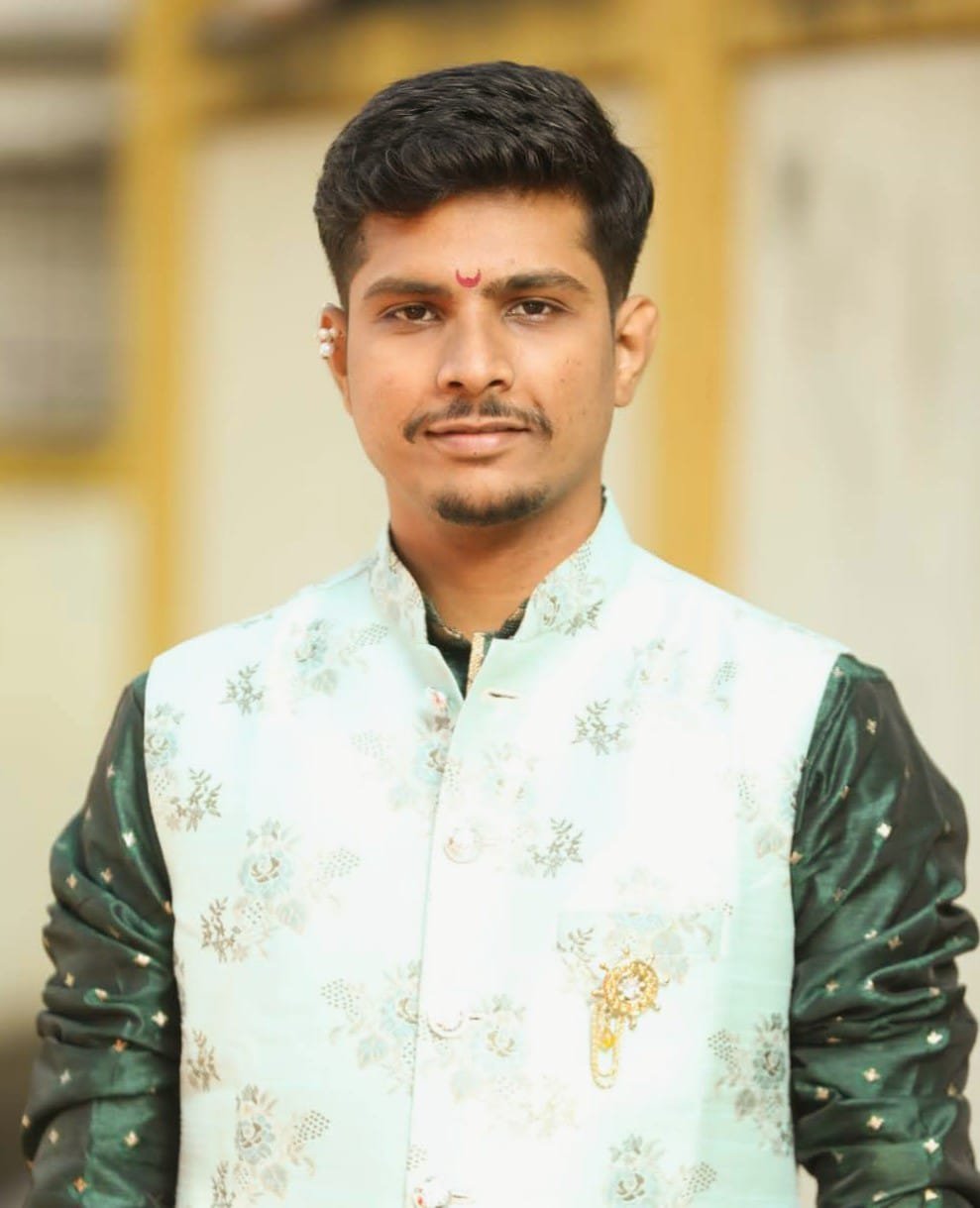 *”रेड सॉईल स्टोरीज” फेम शिरीष गवस यांचे निधन*