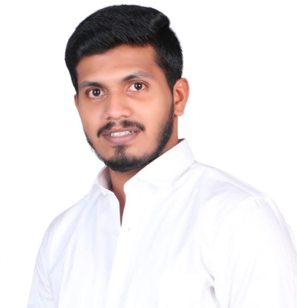 *ज्या पक्षात आपण आहोत त्या पक्षात आपले स्थान काय याची उत्तम लोके यांनी पडताळणी करावी*