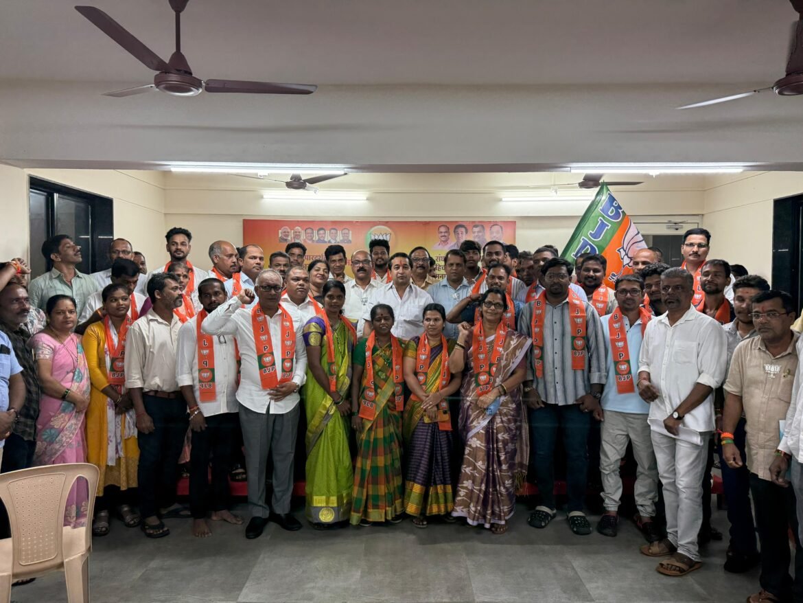 उबाठा गटाच्या साटेली -भेटशी उपसरपंच सुमन डिंगणेकर यांच्यासह ग्रामपंचायत सदस्यांचा भाजपात प्रवेश