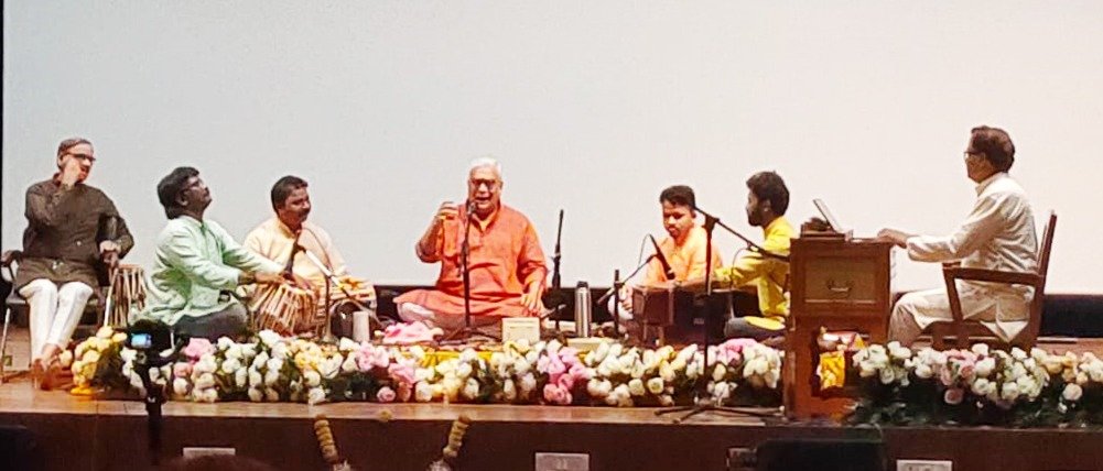 स्वरधिराज राजाभाऊ शेंबेकर यांची संगीत मैफिल ठरली यादगार