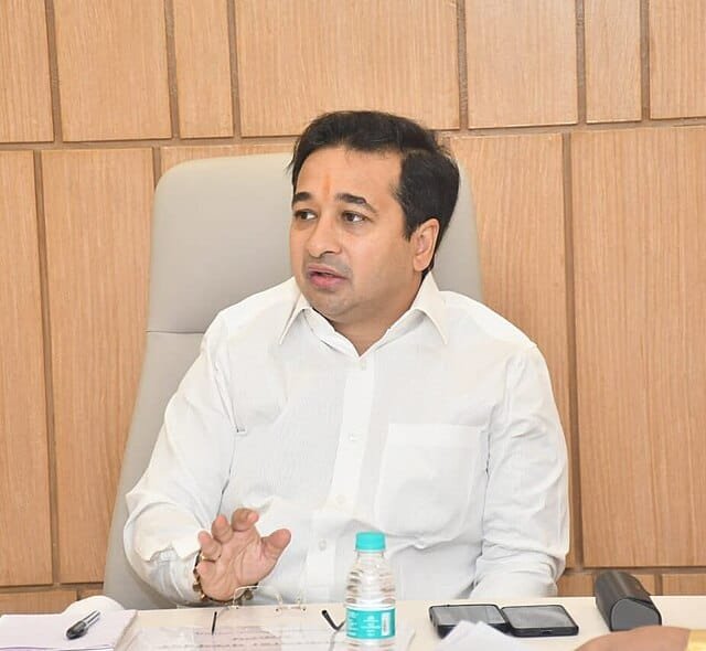पालकमंत्री नितेश राणे यांच्या माध्यमातून नवीन कुर्ली ग्रामपंचायत कार्यालय इमारतीसाठी १२.५० लाख रु. निधी मंजूर
