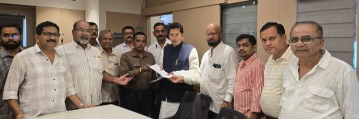 सिंधुदुर्गातील ठेकेदार संघटना आक्रमक तब्बल ५०० कोटी रुपयांची थकबाकी ..निधी उपलब्ध करून द्या, दीपक केसरकरांकडे मागणी