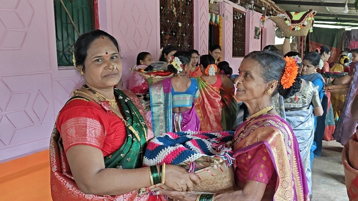 कुडाळ शिवापूर येथे गौरी ओवसा पारंपरिक पद्धतीने साजरा