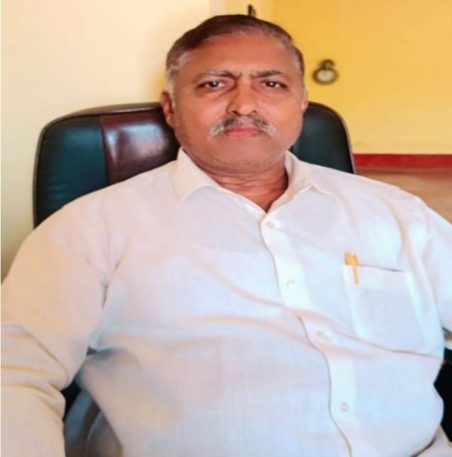 वळीवंडे गावच्या तंटामुक्त समितीच्या अध्यक्षपदी विष्णू सावंत यांची बिनविरोध निवड