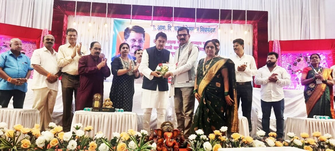 *प्रा.महेश बोवलेकर यांना ‘गुरूसेवा पुरस्कार‘ प्रदान*