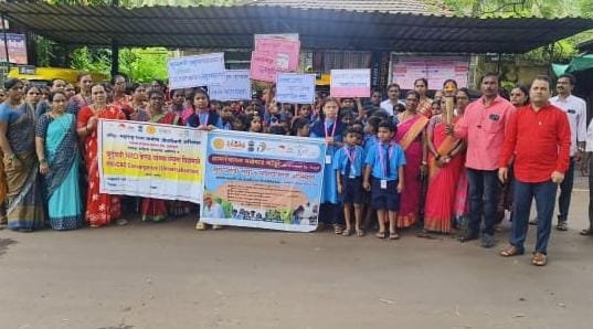 ग्रामपंचायत मळेवाड कोंडुरे कडून स्वच्छता मशाल फेरी चे आयोजन