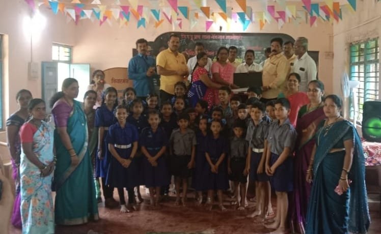 विद्यार्थ्यांना दर्जेदार शिक्षणासाठी संगणकाची मदत होईल – विजय घरत*