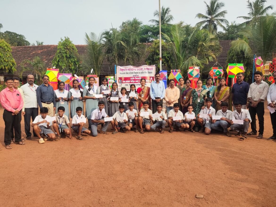 विद्यामंदिर कणकवली येथे पारंपारिक आकाश कंदील स्पर्धा उत्साहात संपन्न