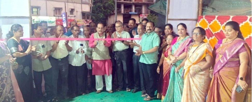 कणकवलीत दिवाळी बाजाराचं उद्घाटन