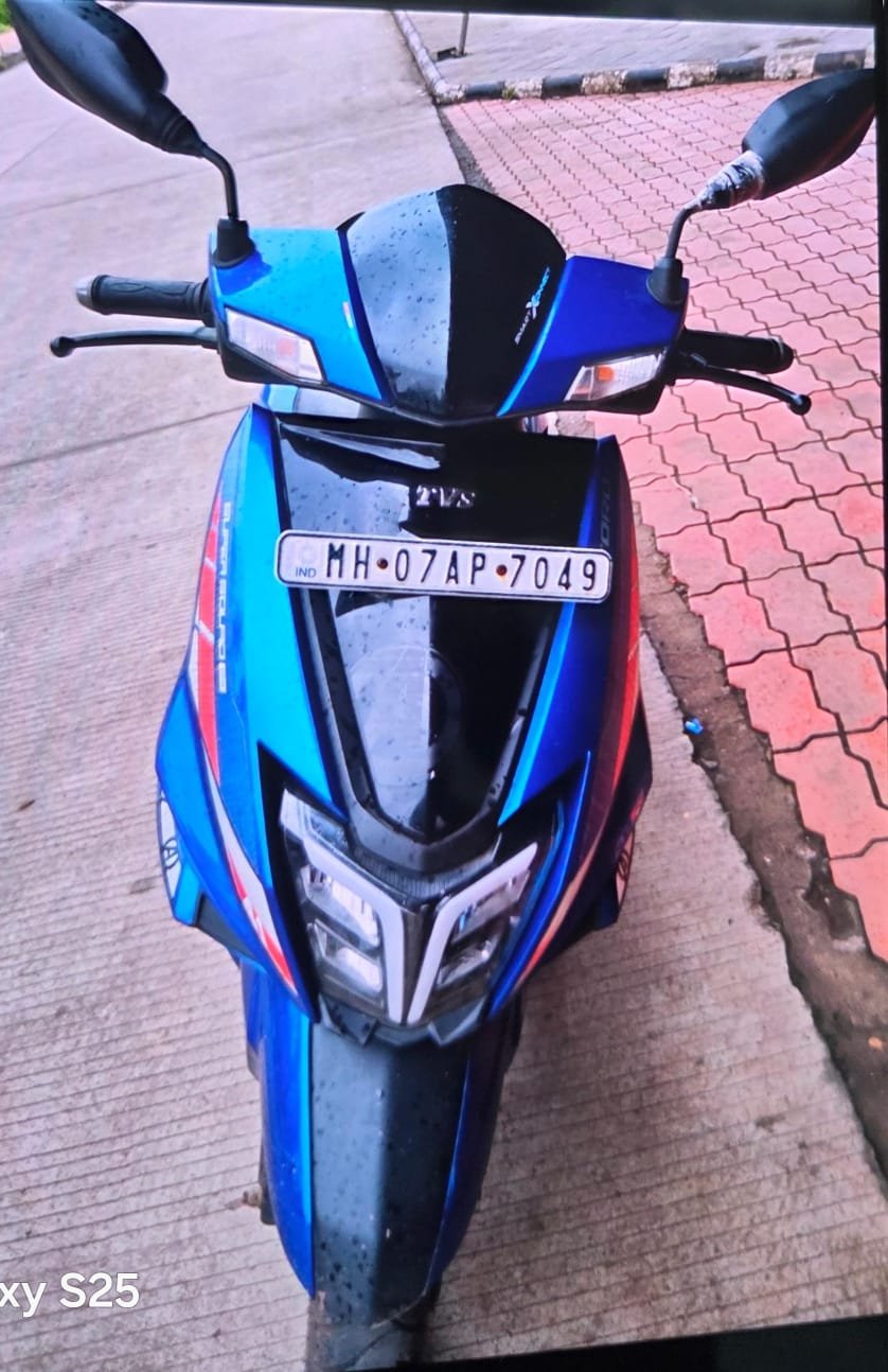 कोकण रेल्वे कर्मचाऱ्याची दुचाकी चोरीस