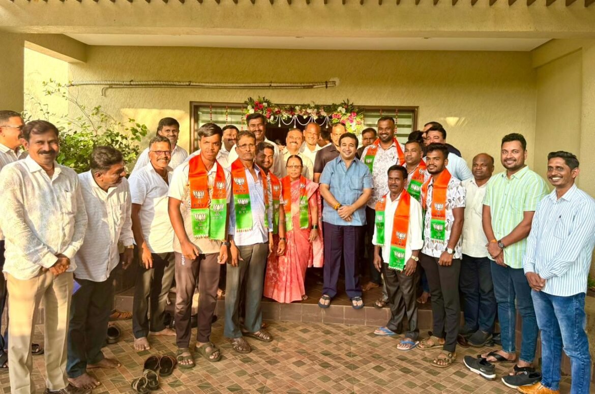 गडीताम्हणे येथील उबाठा पक्षाचे सरपंच, उपसरपंच व शाखाप्रमुख यांचा पालकमंत्री नितेश राणे यांच्या उपस्थितीत भाजपमध्ये प्रवेश