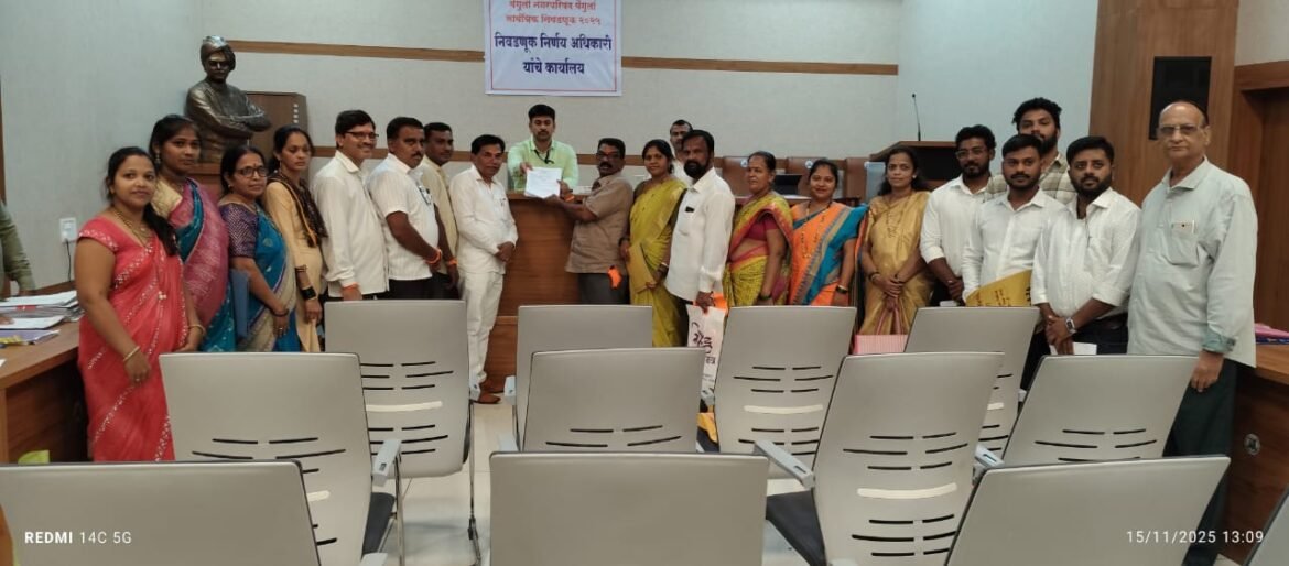 वेंगुर्ल्यात नगराध्यक्षपदासाठी एक तर नगरसेवकपदासाठी १९ उमेदवारी अर्ज दाखल