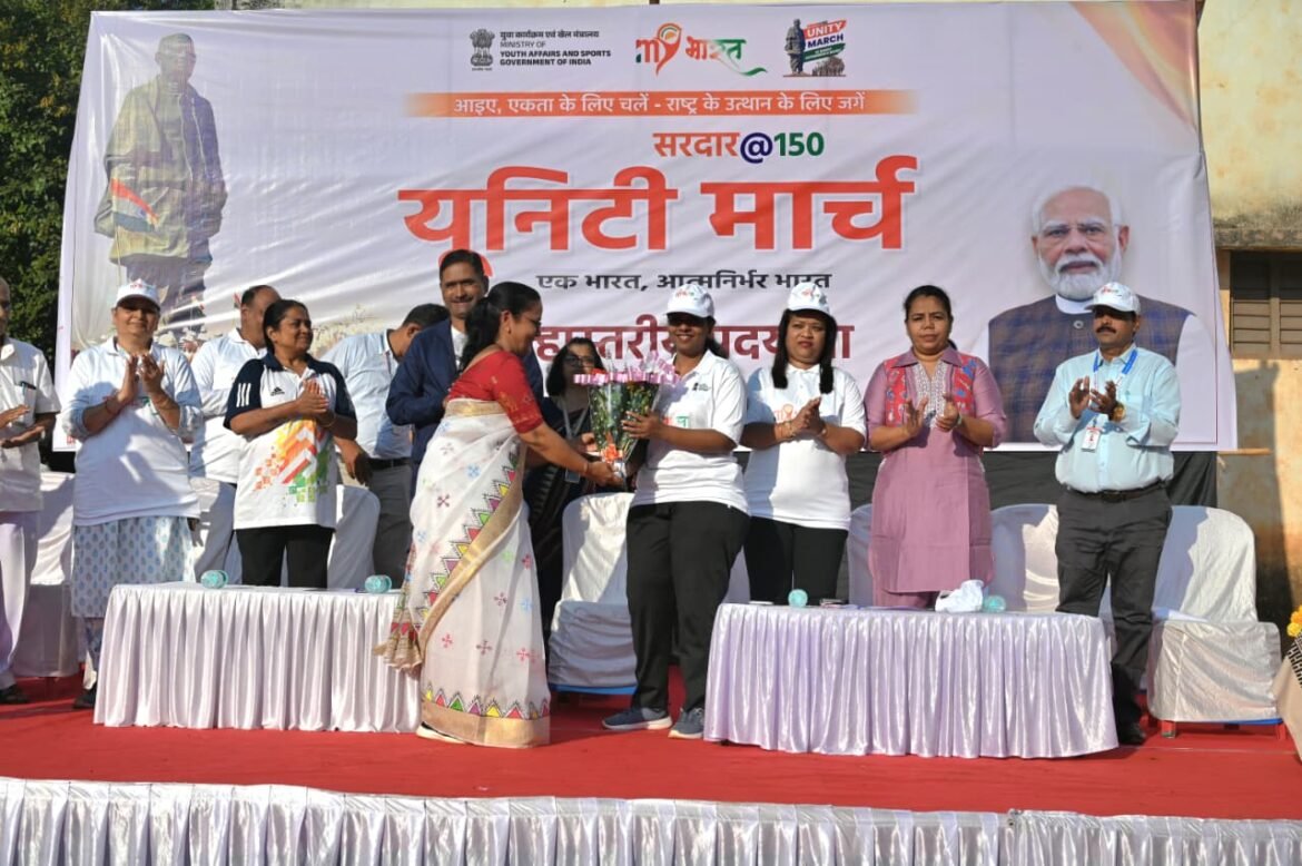 देशाची एकता आणि स्वातंत्र्य टिकवून ठेवूया – जिल्हाधिकारी तृप्ती धोडमिसे*