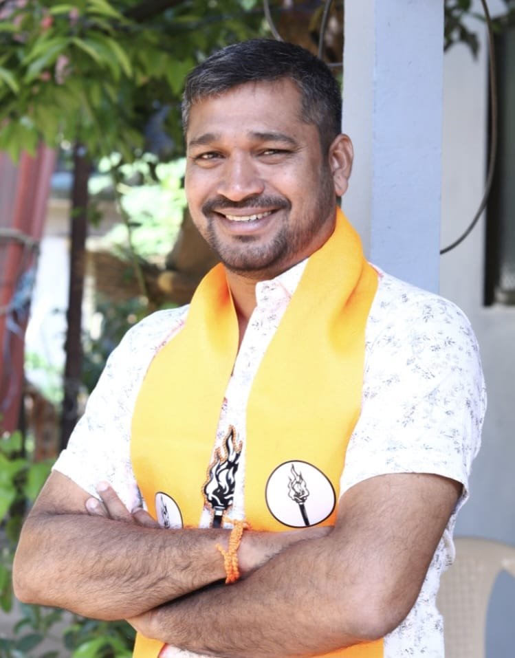 प्रभाग दहा मध्ये  विकासासाठी, समस्या सोडविण्यासाठी मी कटिबद्ध-उबाठा शिवसेनेचे नगरसेवक पदाचे उमेदवार तपस्वी मयेकर