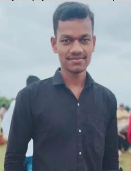 देवगड – नांदगाव मार्गांवर हडपिड येथे भीषण अपघात : दुचाकी स्वार जागीच ठार