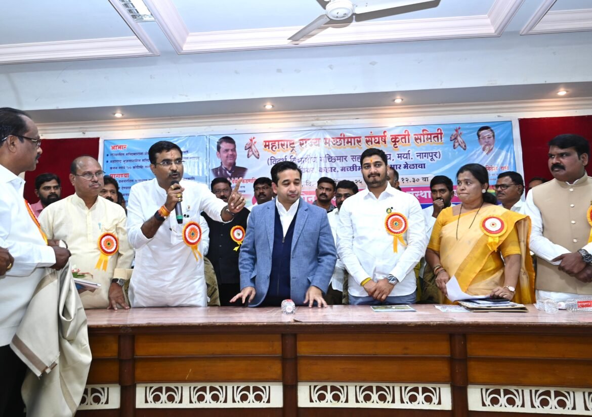 मत्स्यव्यवसाय संस्थांच्या नोंदणीला स्थगिती; मंत्री नितेश राणेंची नागपुरात मोठी घोषणा