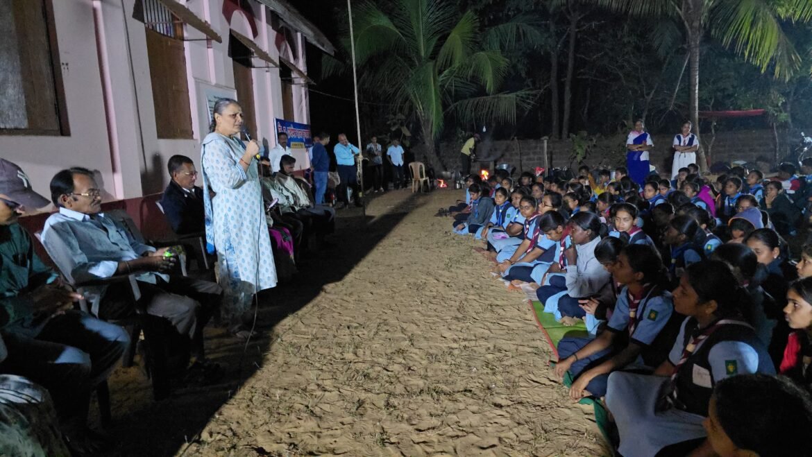 वराडकर हायस्कूलच्या विद्यार्थ्यांचे निसर्ग निवास शिबिर संपन्न