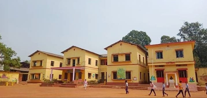 वराडकर हायस्कूल व कनिष्ठ महाविद्यालययाचे वार्षिक स्नेहसंमेलन मंगळवार दि. २३ डिसेंबर रोजी सायंकाळी ५ वाजता होणार संपन्न