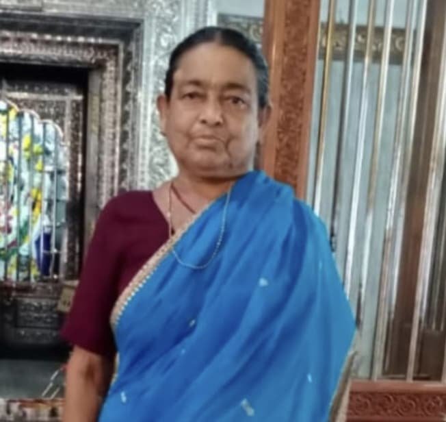 पत्रकार तुळशीदास कुडतरकर यांना मातृशोक