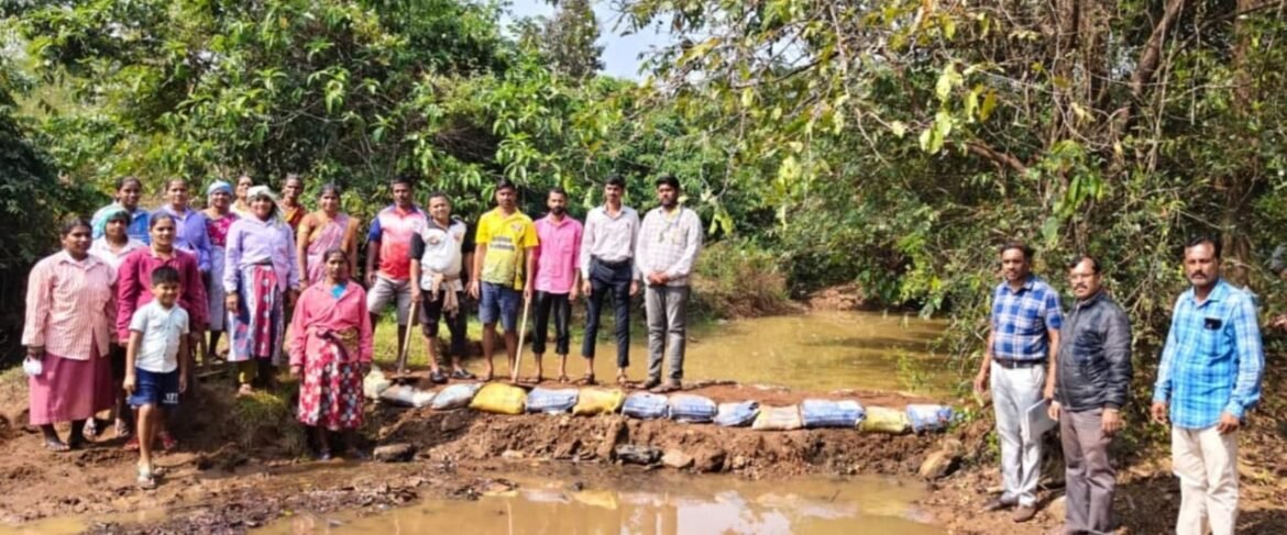 तळेखोल येथे तीन वनराई बंधाऱ्यांतून जलसंवर्धन